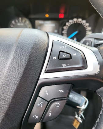 Ford Mondeo cena 45900 przebieg: 239000, rok produkcji 2016 z Toruń małe 46